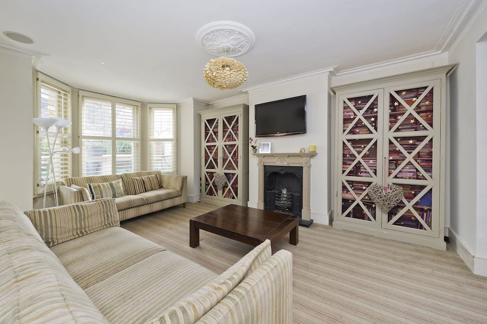 Photo of Livingroom in Northcote