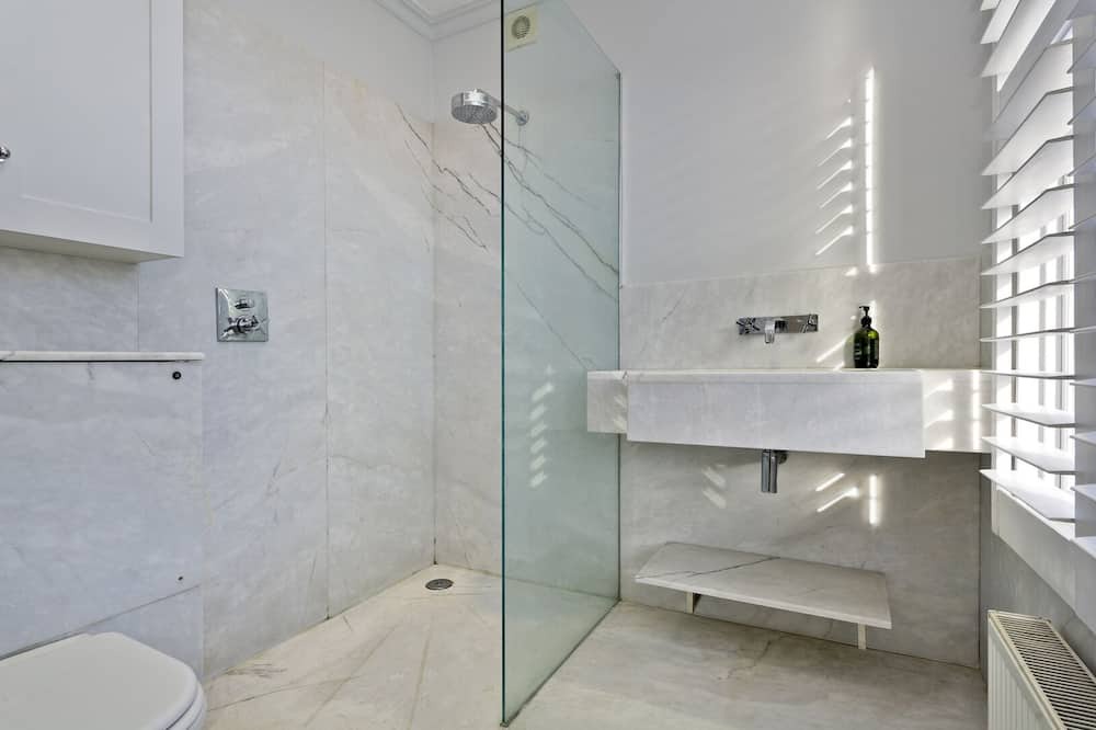 Photo of Bathroom in Northcote
