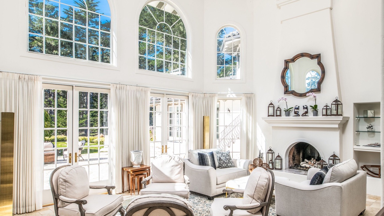 Photo of Livingroom in Pebble Beach