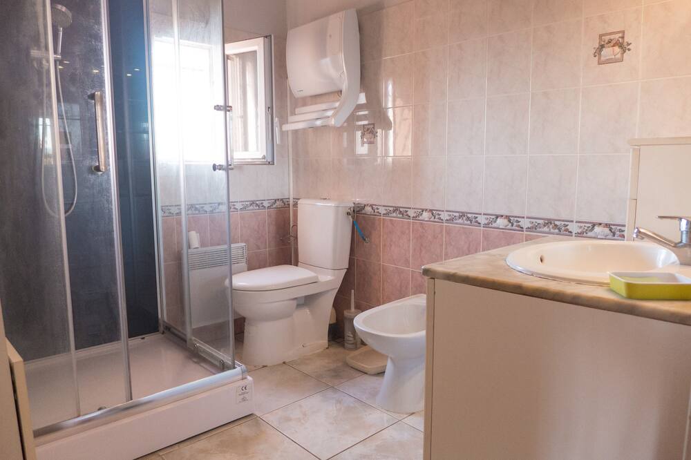 Photo of Bathroom in Perpignan