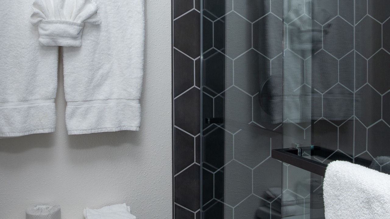 Photo of Bathroom in Occidental