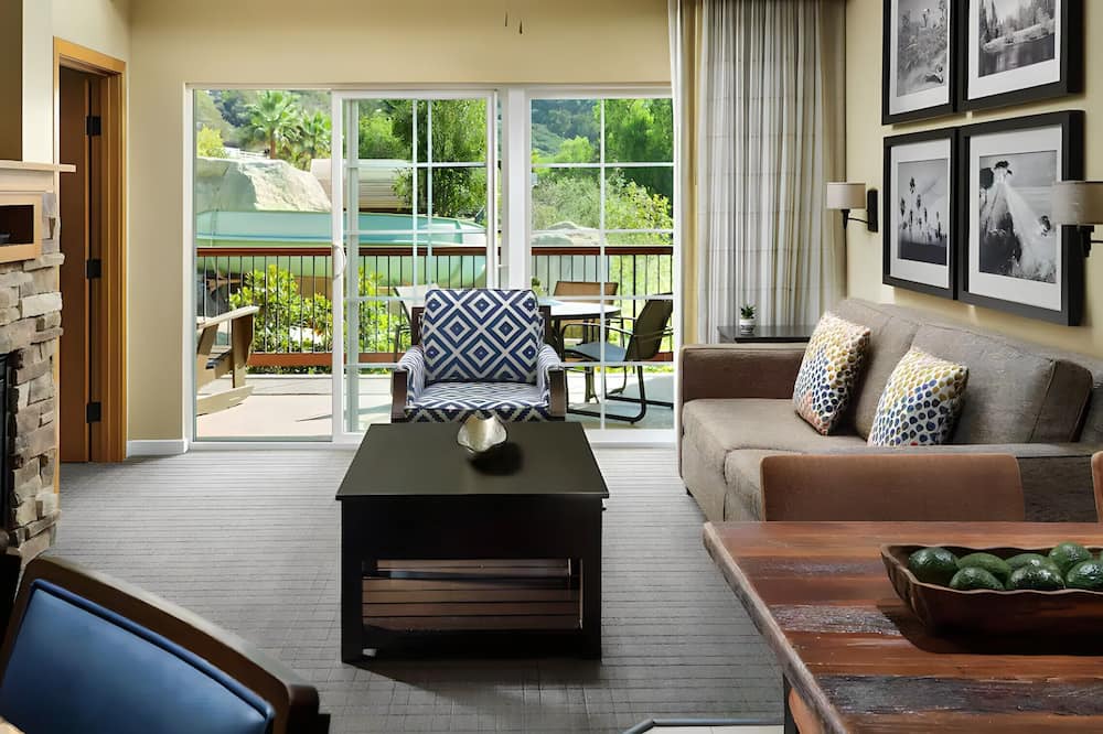 Photo of Livingroom in Lawrence Welk Resort Village