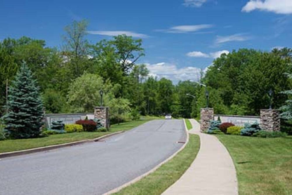 Photo of Others in Lake Harmony