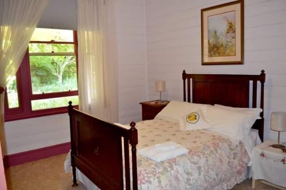 Photo of Bedroom in Trawool