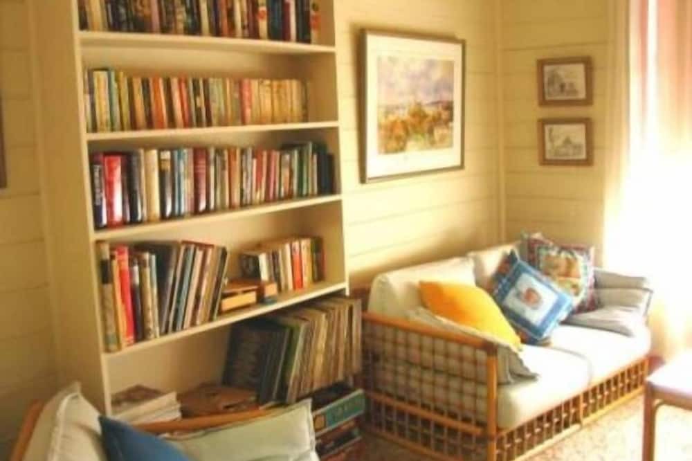 Photo of Others in Trawool