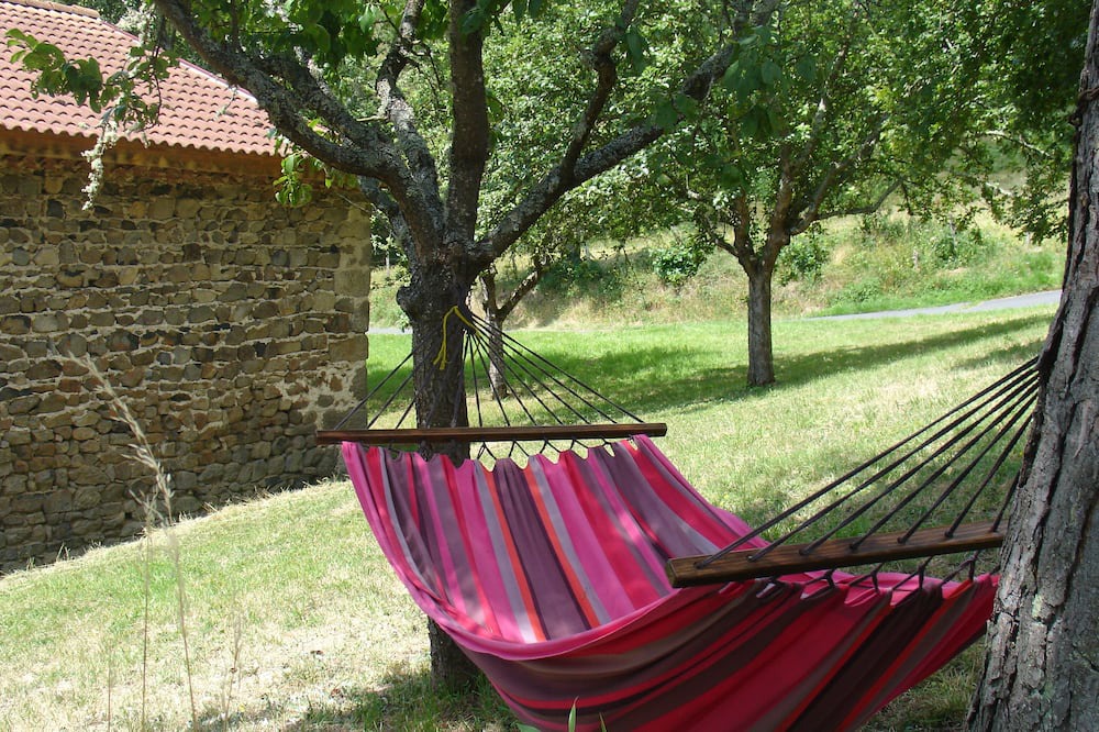 Photo of Patio Balcony in Isserteaux