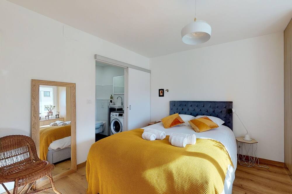 Photo of Bedroom in Bourg-l'Eveque