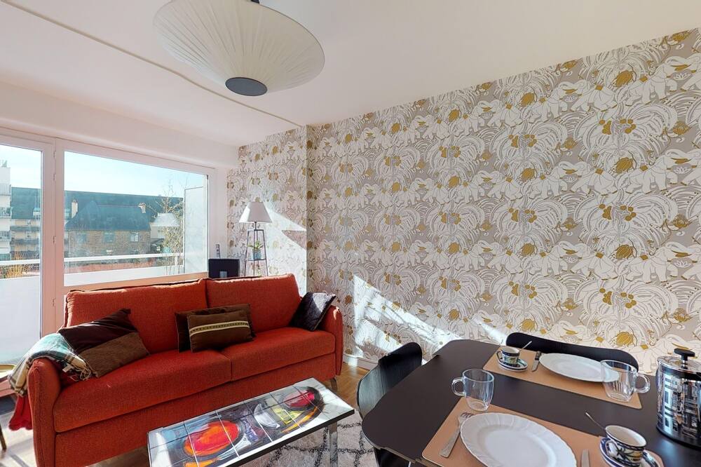Photo of Livingroom in Bourg-l'Eveque