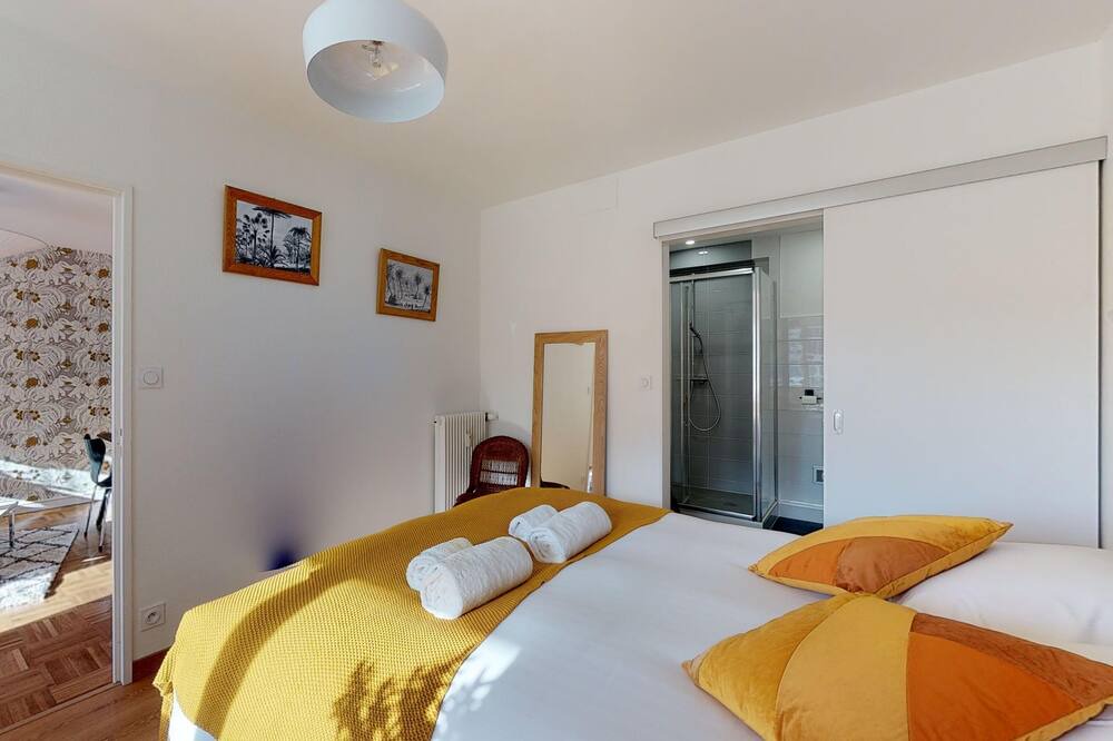 Photo of Bedroom in Bourg-l'Eveque
