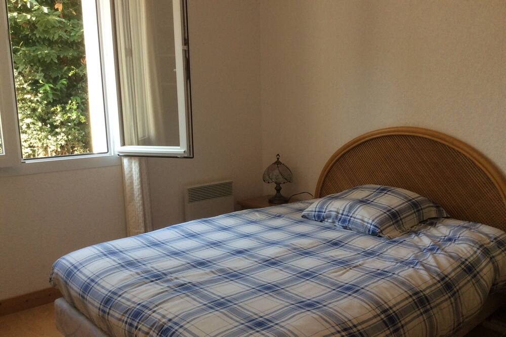 Photo of Bedroom in Jard-sur-Mer