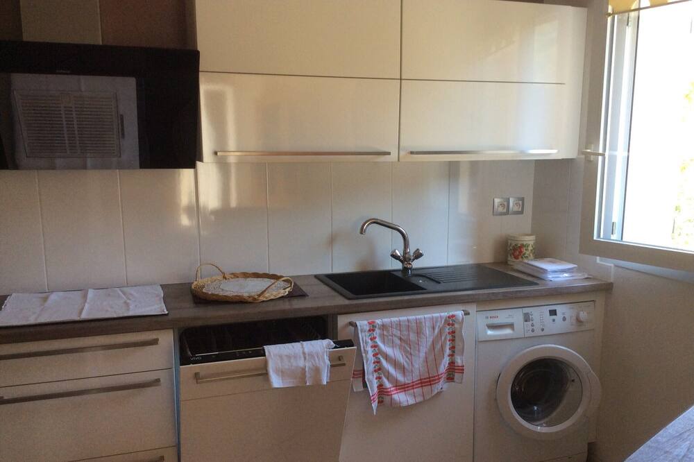 Photo of Kitchen in Jard-sur-Mer