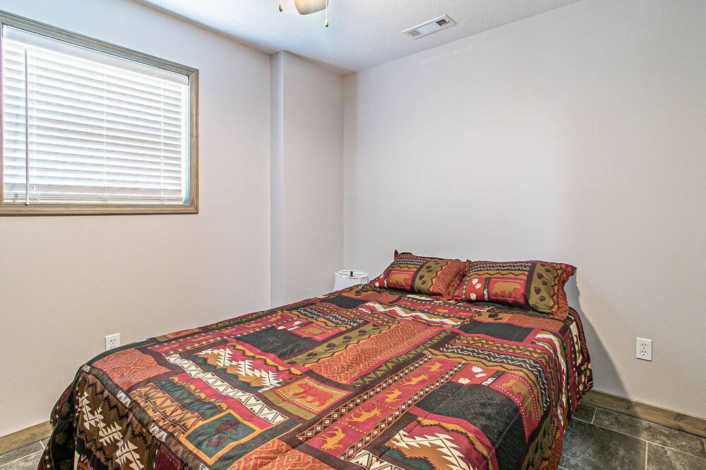 Photo of Bedroom in Van Buren