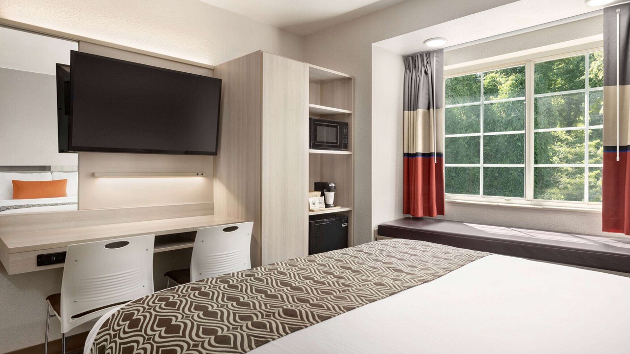Photo of Bedroom in Southeast Raleigh