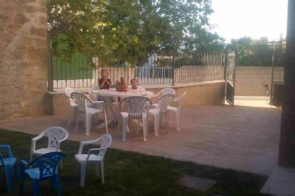 Photo of Patio Balcony in Garisoain