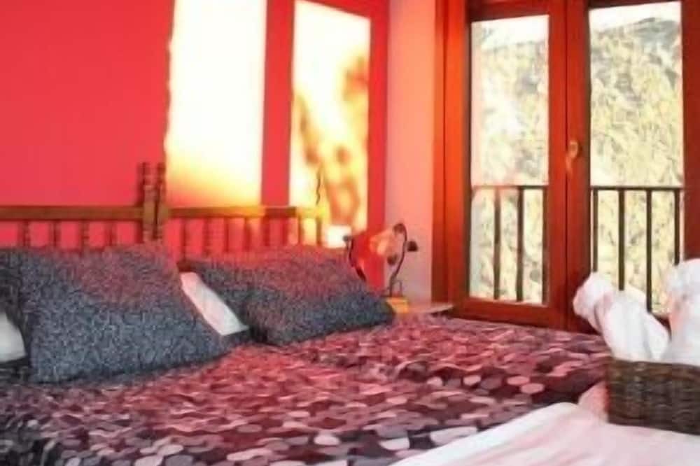 Photo of Bedroom in Garisoain