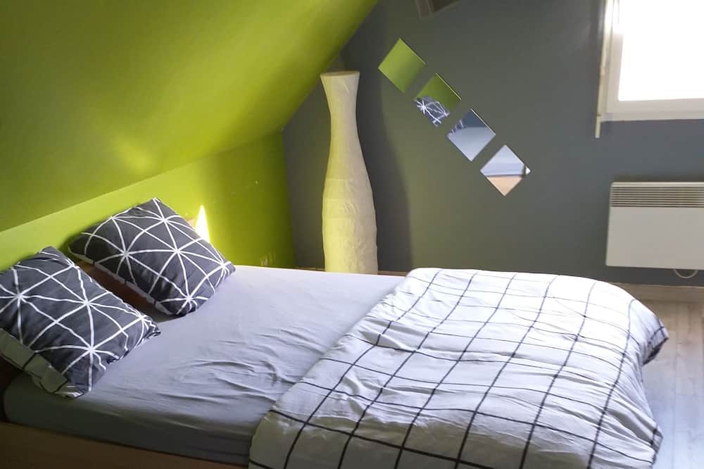 Photo of Bedroom in Aix-en-Issart