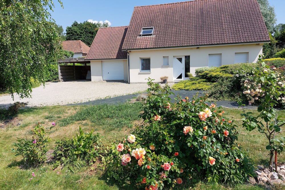 Photo of Outdoor in Aix-en-Issart