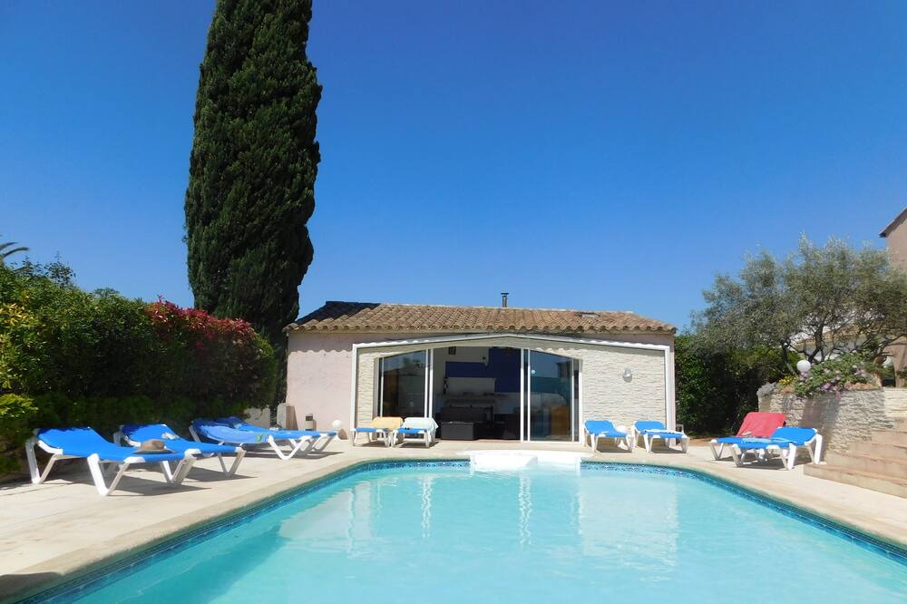 Photo of Outdoor in Villetelle