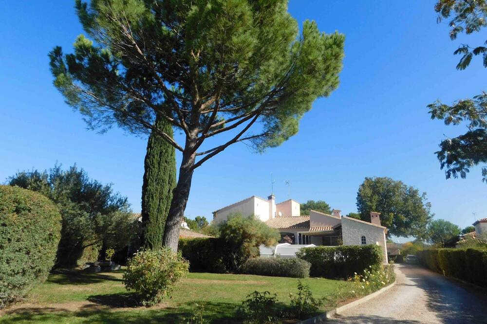 Photo of Outdoor in Villetelle