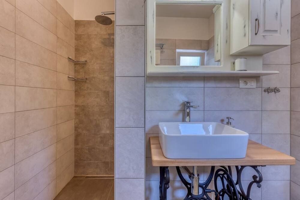 Photo of Bathroom in Hreljin