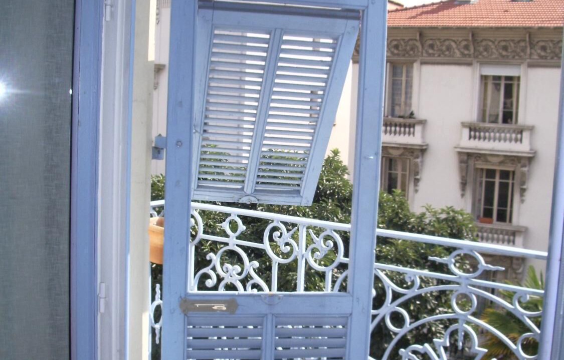 Photo of Patio Balcony in Liberation