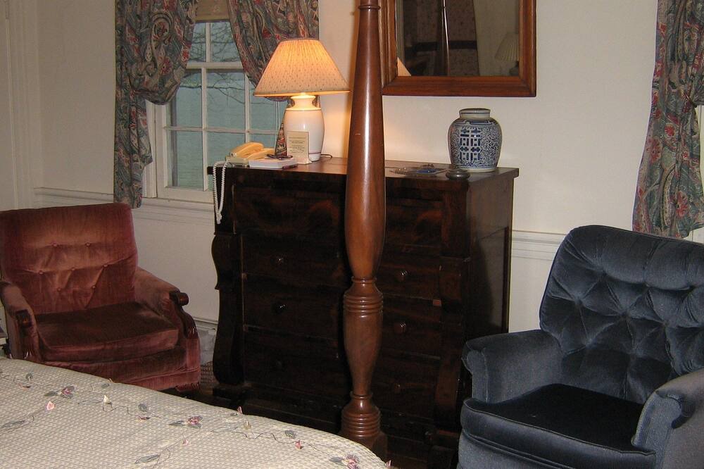 Photo of Bedroom in Davis Wharf