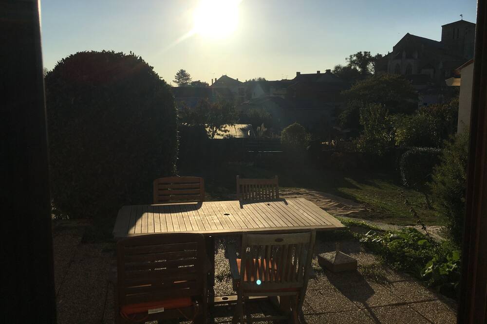 Photo of Patio Balcony in Mouilleron-en-Pareds