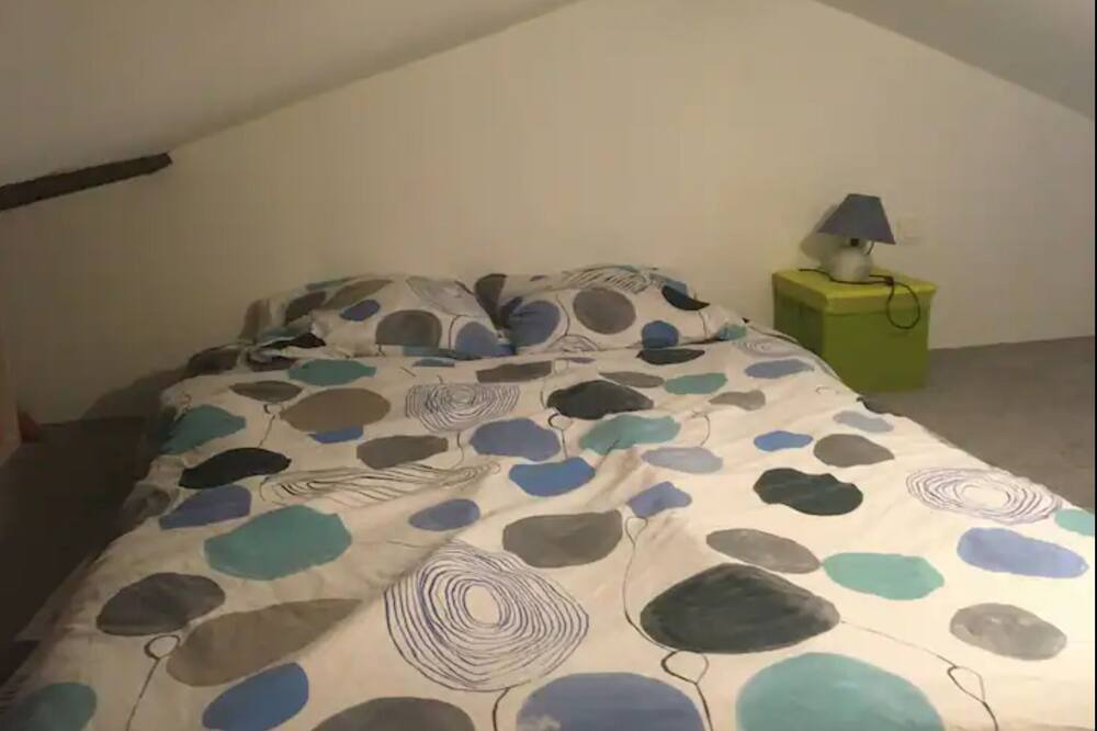 Photo of Bedroom in Crest