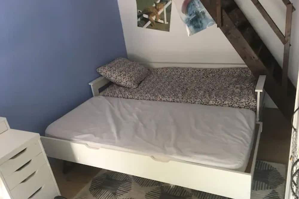 Photo of Bedroom in Crest