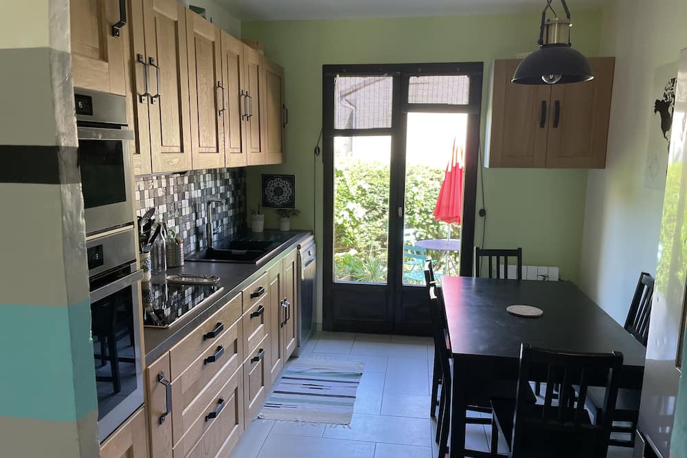 Photo of Kitchen in Crest