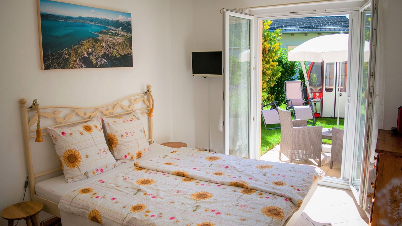 Photo of Bedroom in Port-Valais