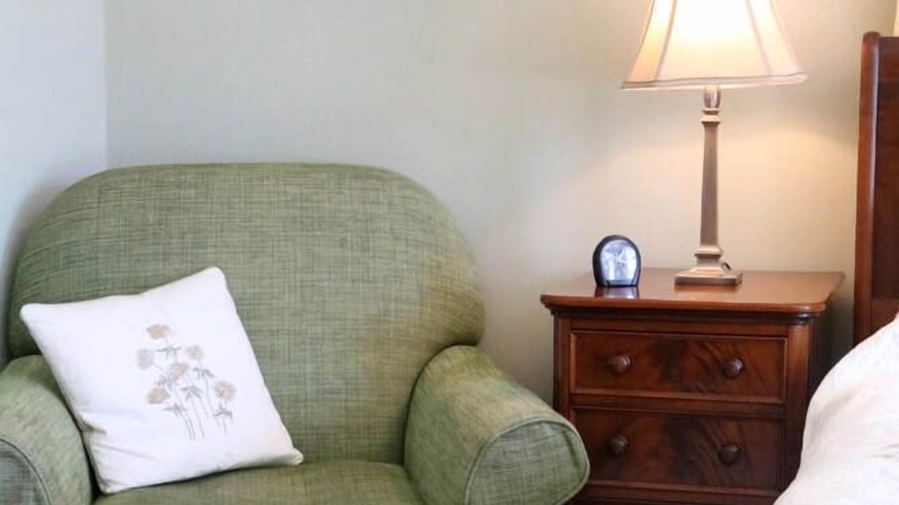 Photo of Bedroom in Budleigh Salterton