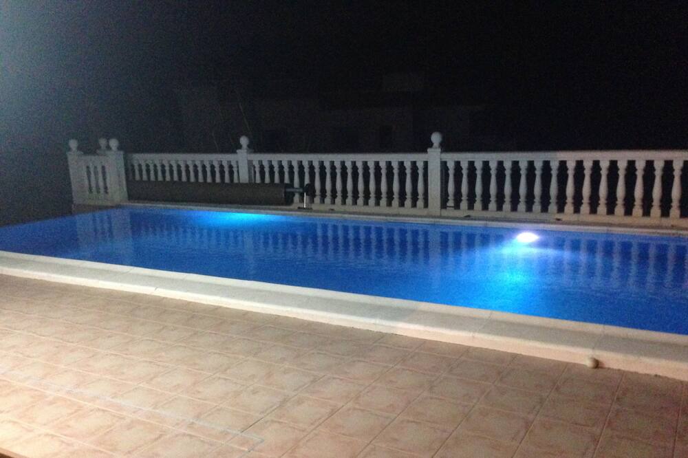 Photo of Outdoor in Alberic