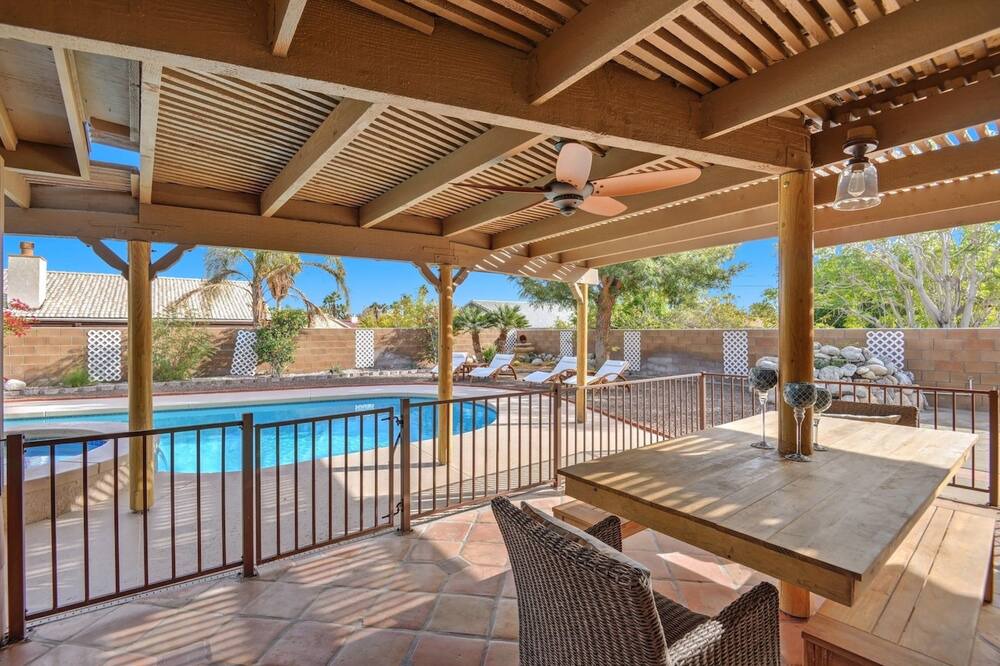 Photo of Outdoor in Desert Park Estates