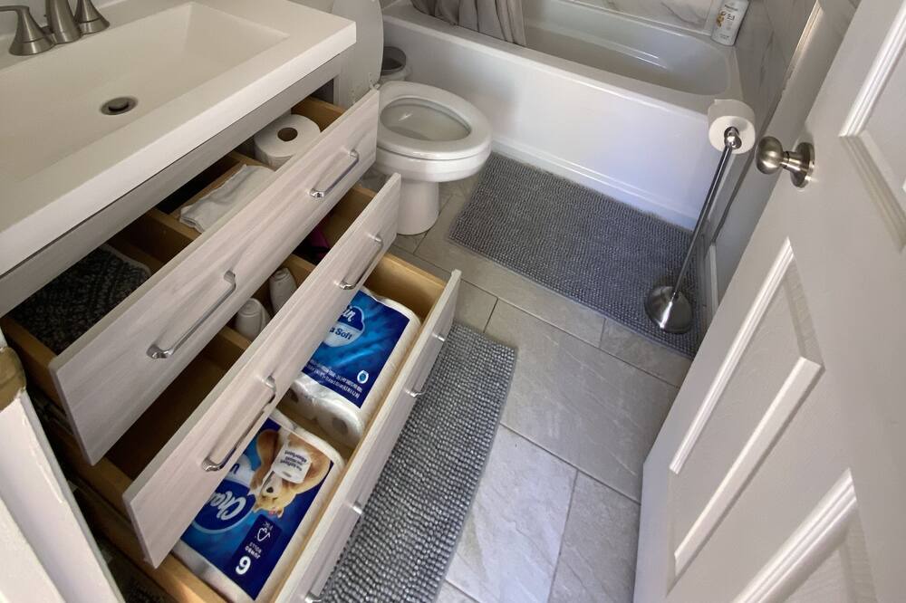 Photo of Bathroom in Burien