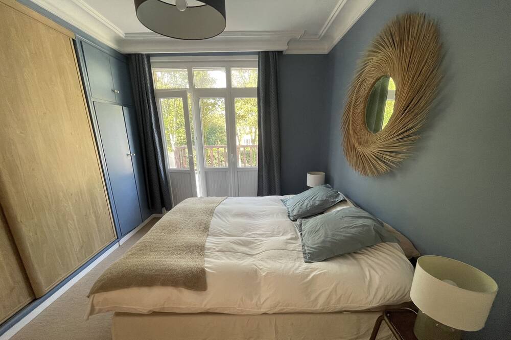 Photo of Bedroom in Le Home