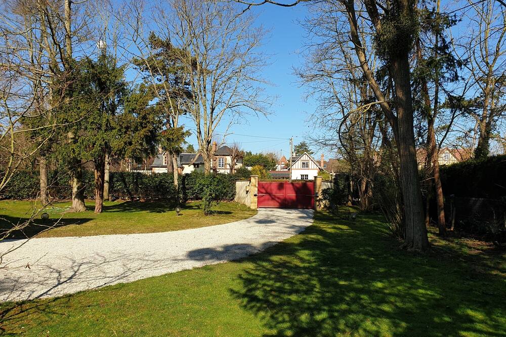 Photo of Outdoor in Le Home