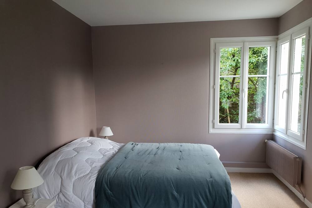 Photo of Bedroom in Le Home