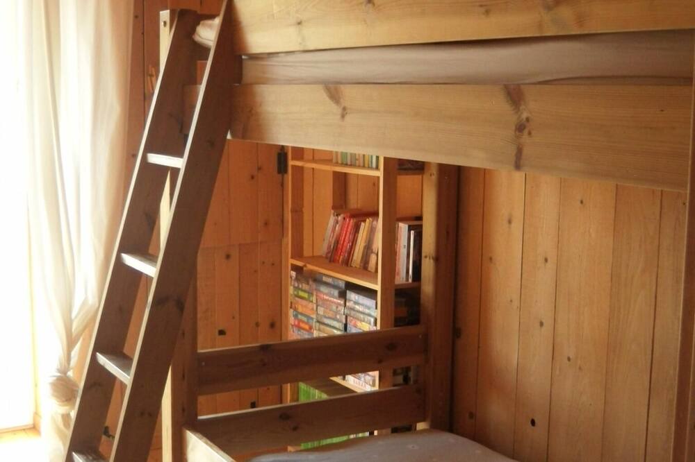 Photo of Bedroom in Bagnols-sur-Ceze