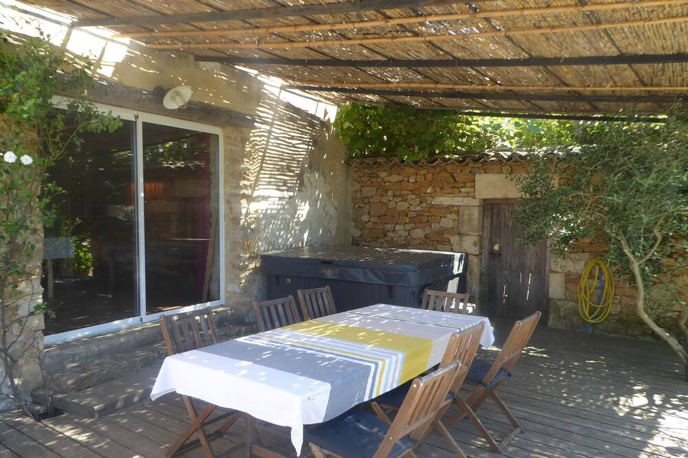 Photo of Patio Balcony in Bagnols-sur-Ceze
