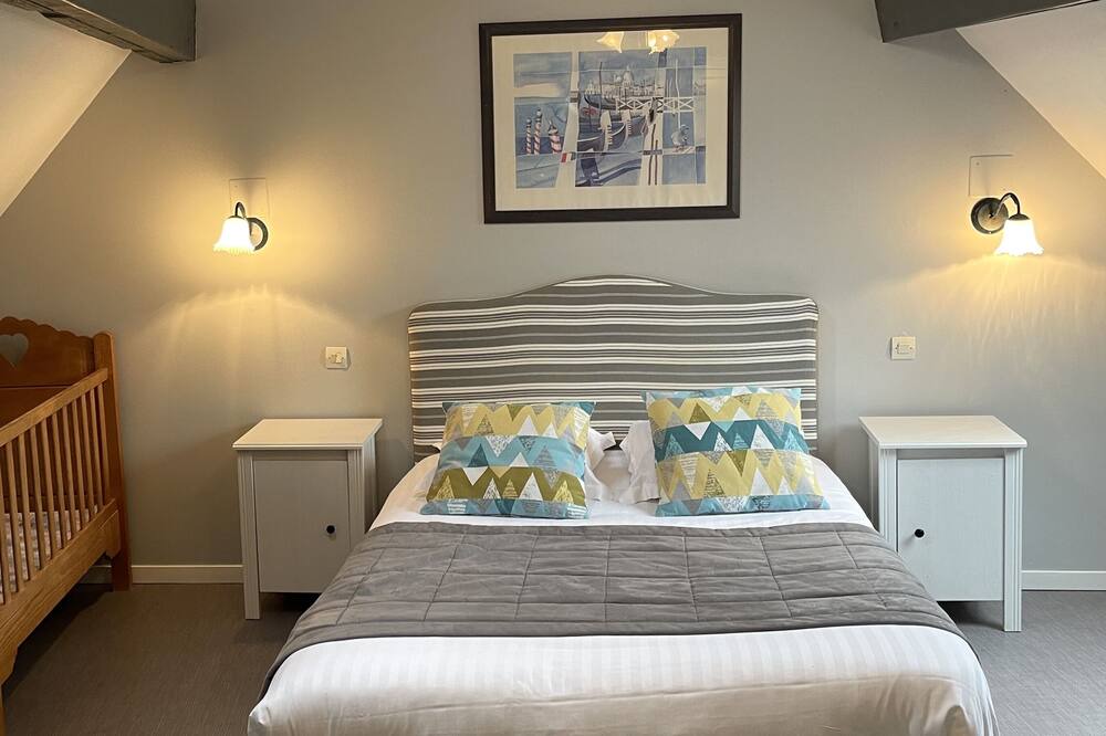 Photo of Bedroom in Escalles