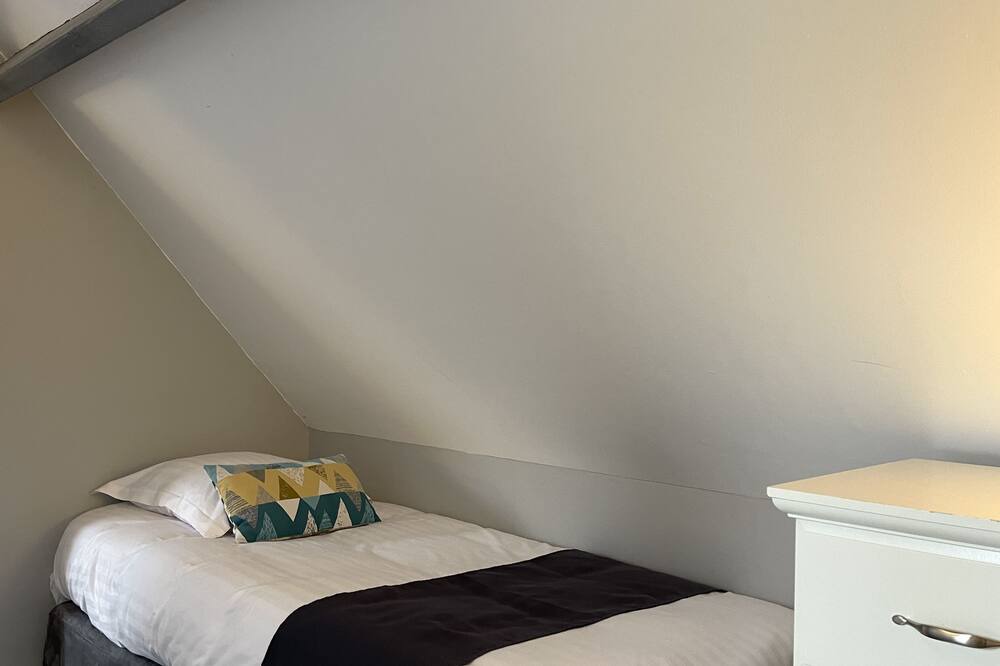 Photo of Bedroom in Escalles