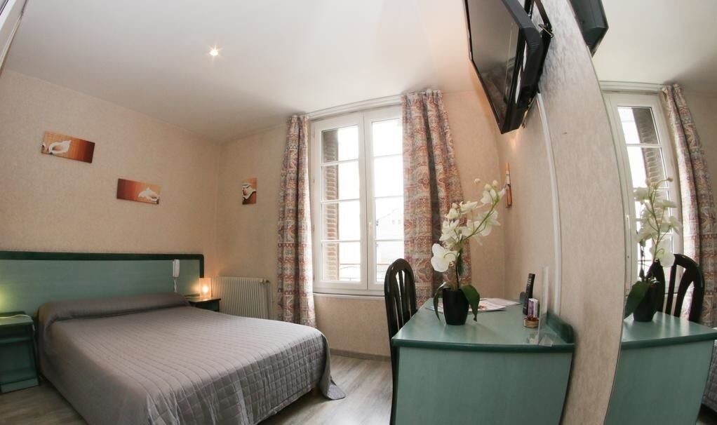 Photo of Bedroom in Bagneres-de-Luchon