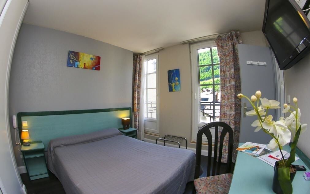 Photo of Bedroom in Bagneres-de-Luchon