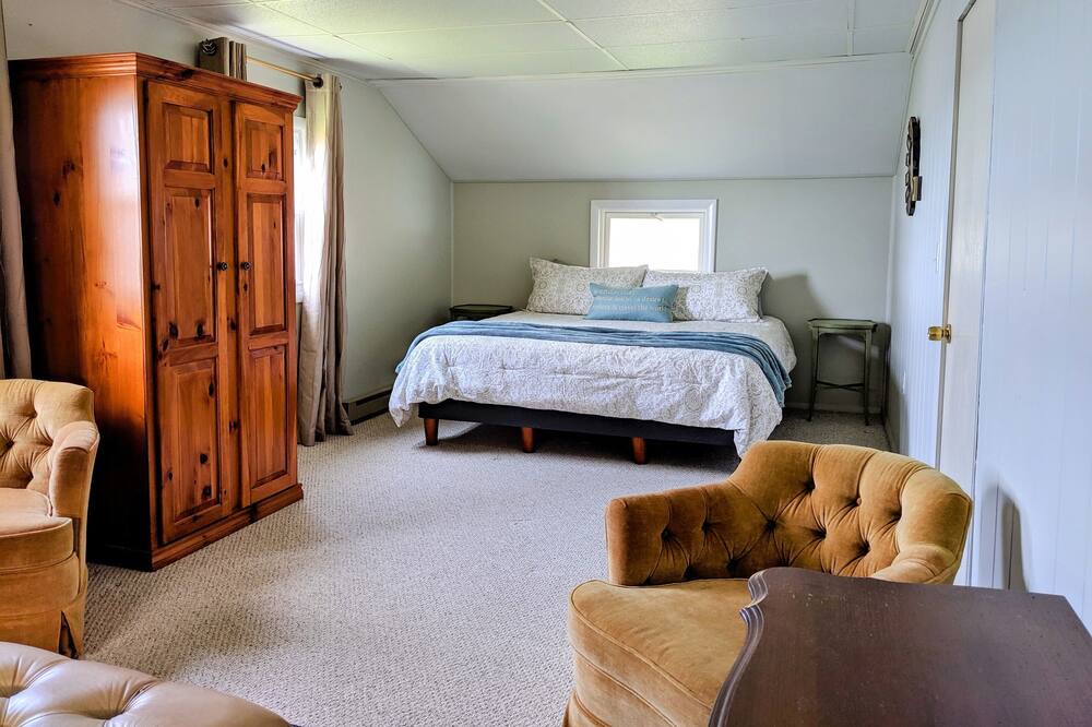Photo of Bedroom in Town of Scriba