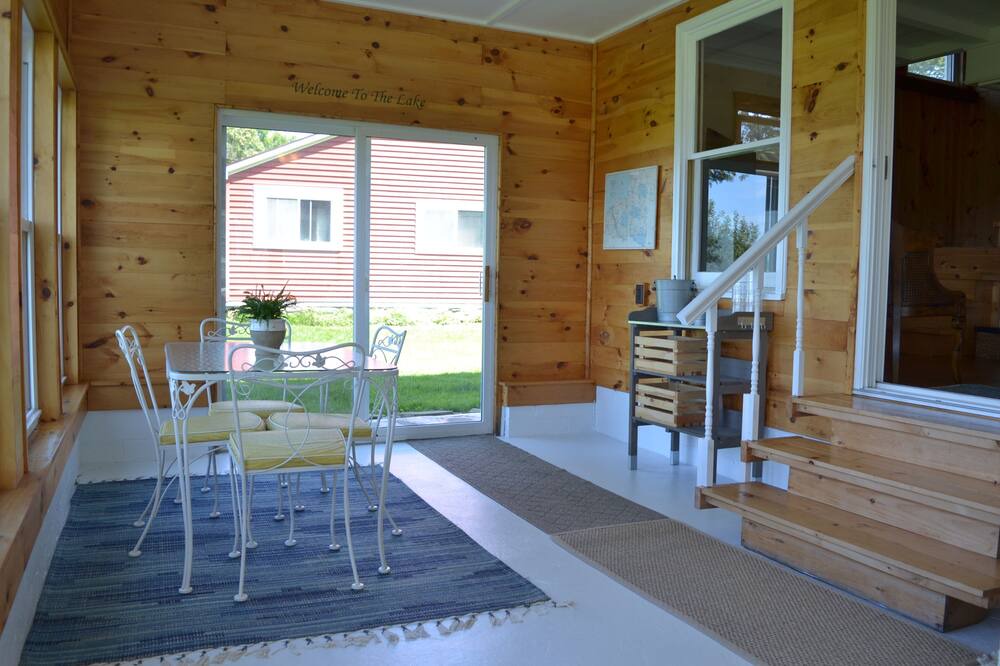 Photo of Livingroom in Town of Scriba