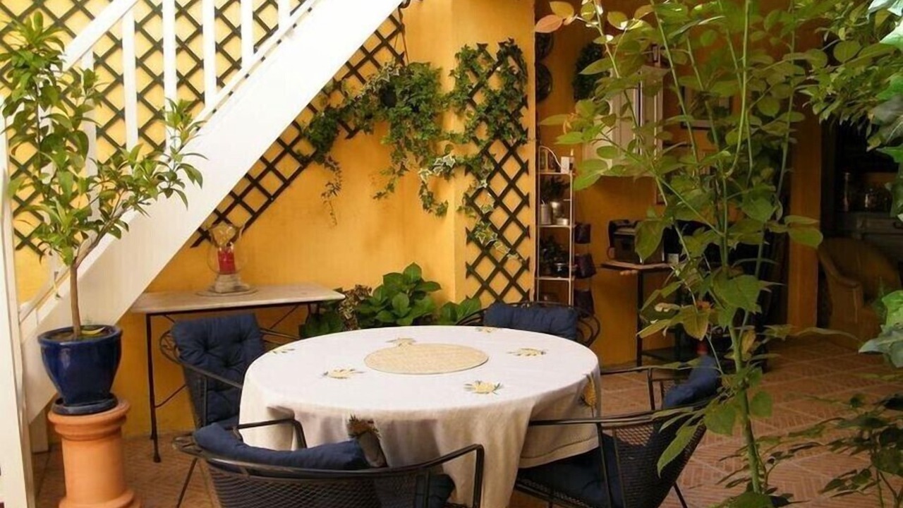 Photo of Patio Balcony in Caux