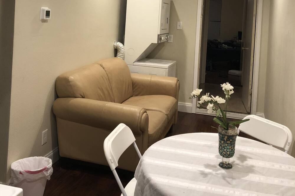 Photo of Livingroom in North Dallas