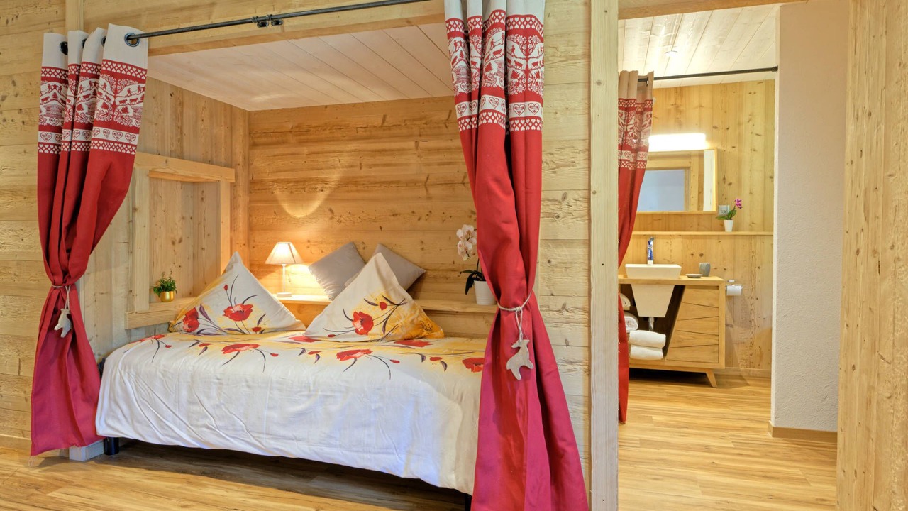 Photo of Bedroom in Bourg-Saint-Pierre
