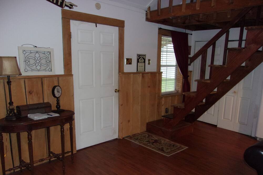 Photo of Livingroom in Sparta